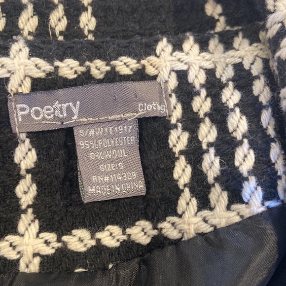 Black & white check wool blend long belted coat w/ 2 button close pockets small - Picture 2 of 12